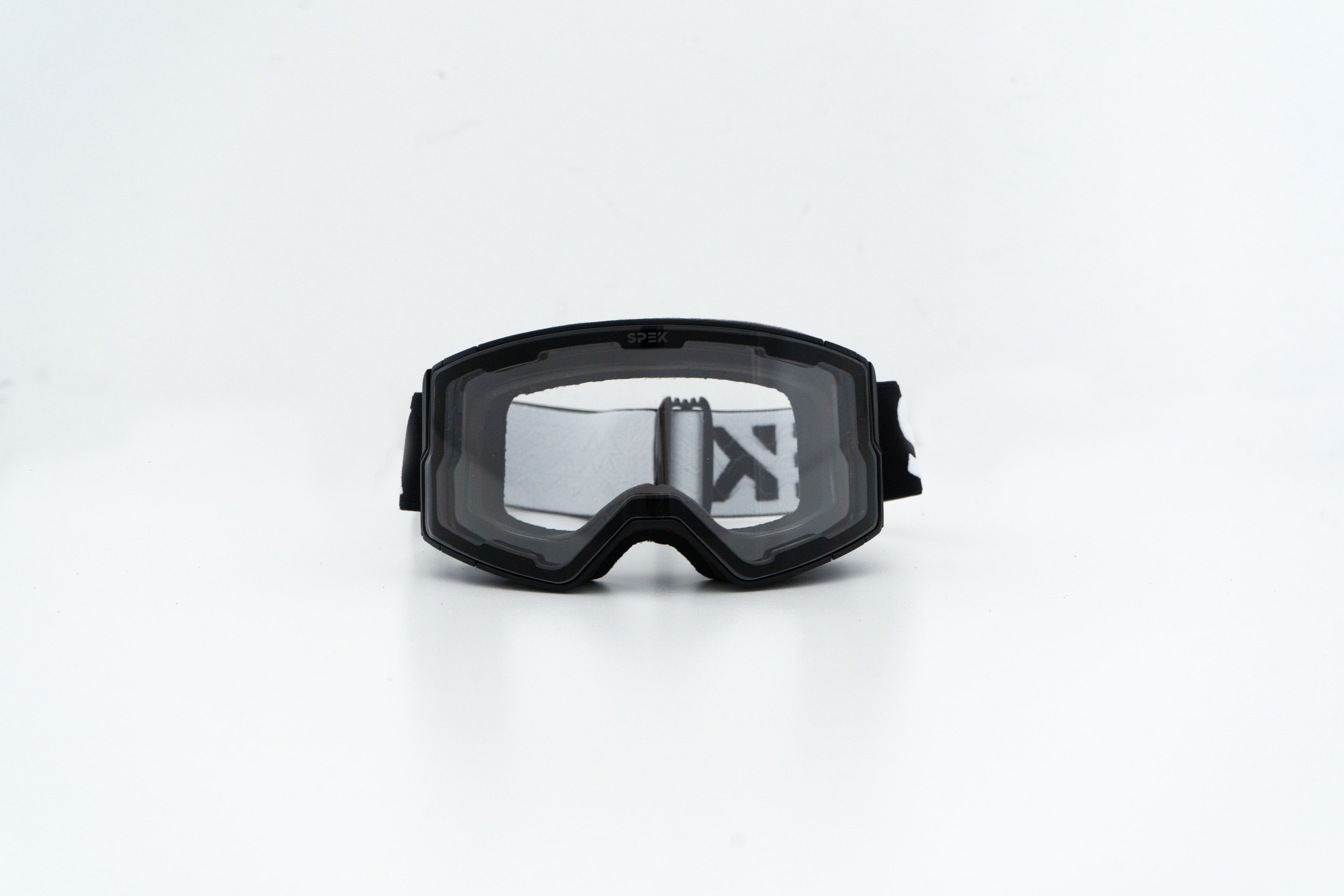 lunette de ski avec lentille transparente