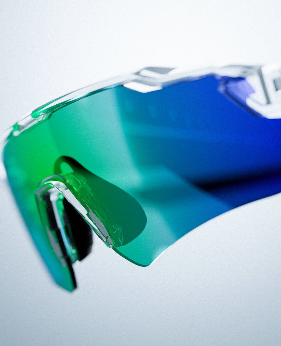 Interchangeable lens, tool-free